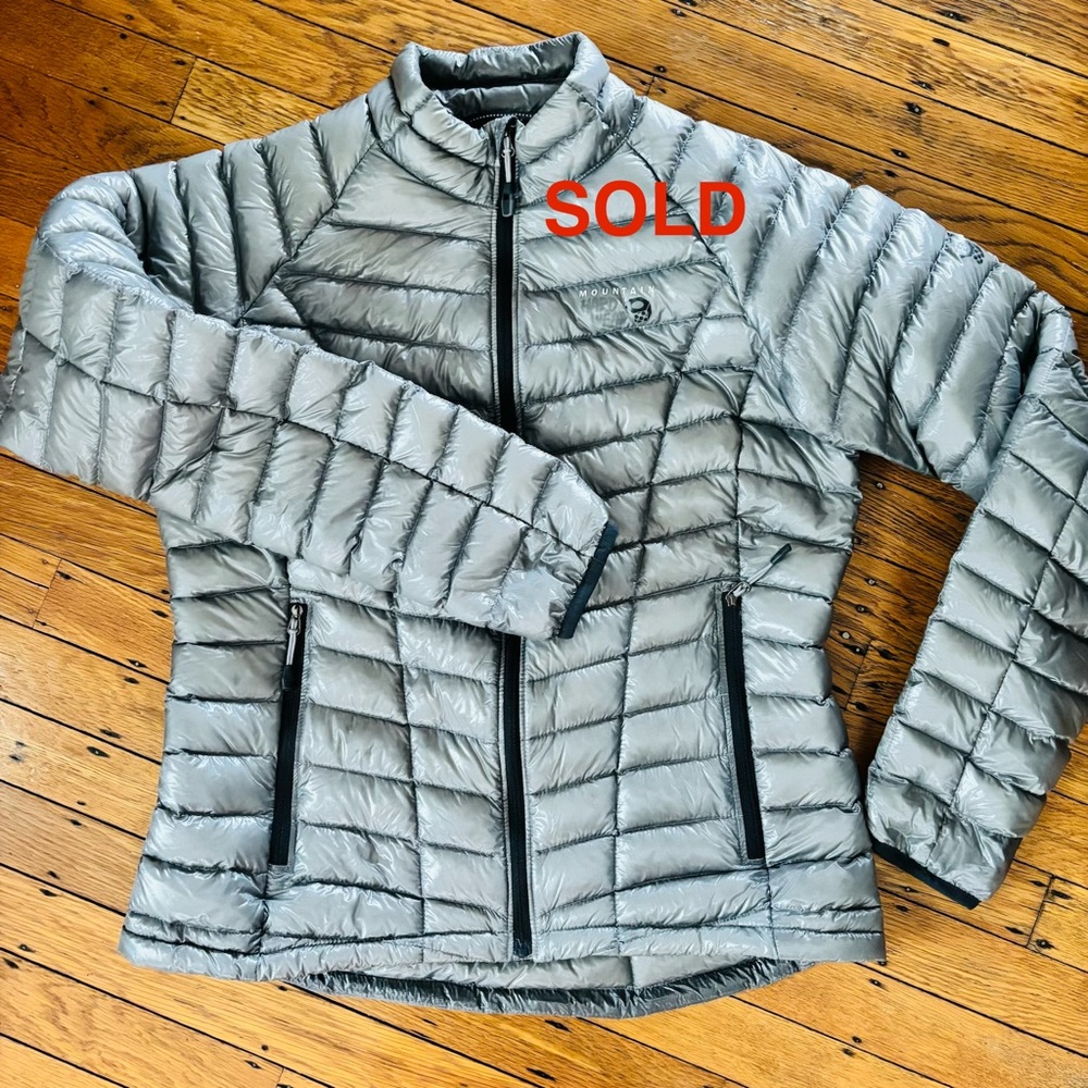 Silver Women’s Mountain Hardwear Puffer